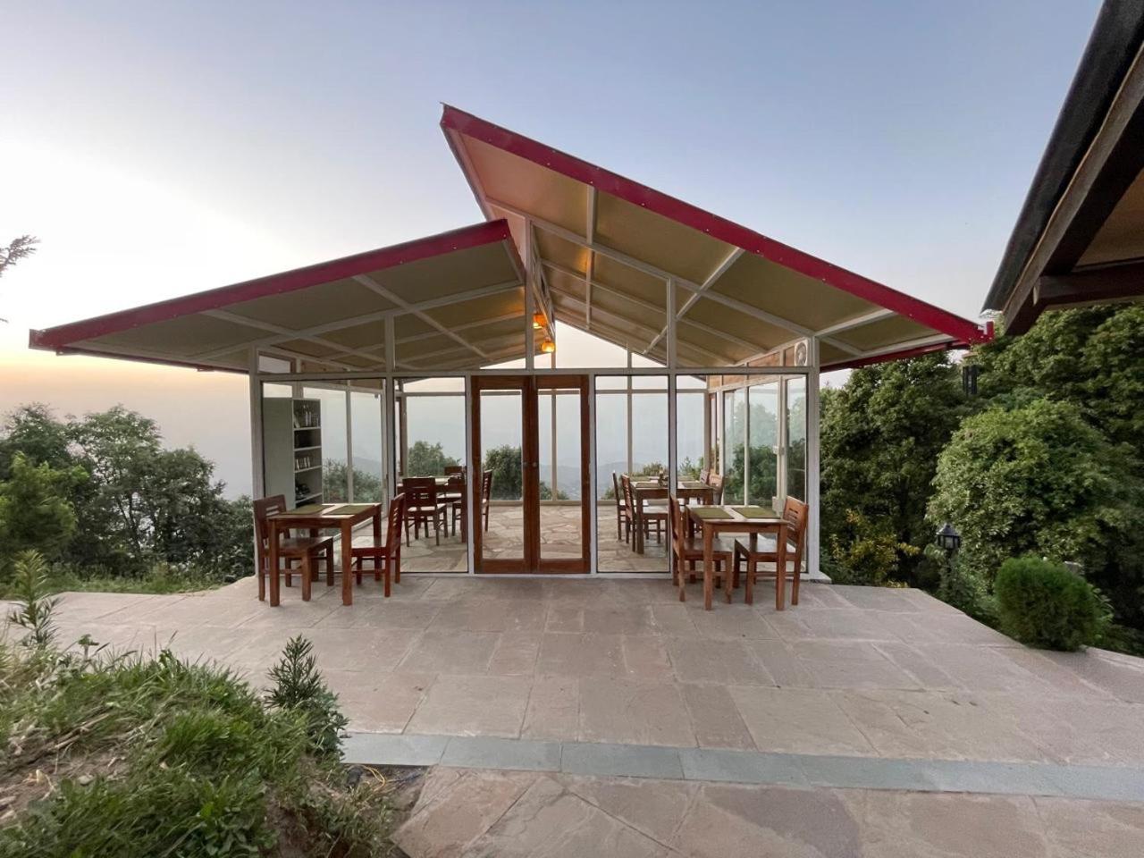 Hotel SHIVAYA since 1953 Mukteshwar Esterno foto